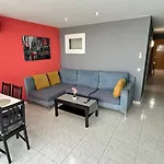 Apartment 2 Line To The Sea