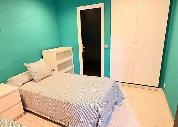 2 Line To The Sea Apartman *